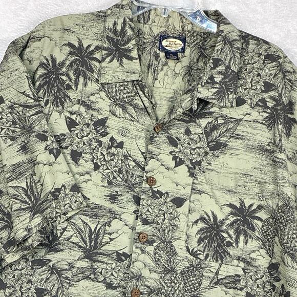 VTG Tommy Bahama Hawaiian Camp Shirt Mens XL Tan Green Rayon Palms Island AOP - Picture 1 of 10